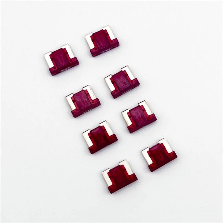 7.5 Amp ATT Low Profile Micro Blade Fuse
